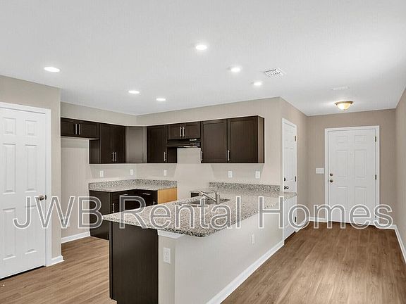 3rd image of 8311 Dandy Ave