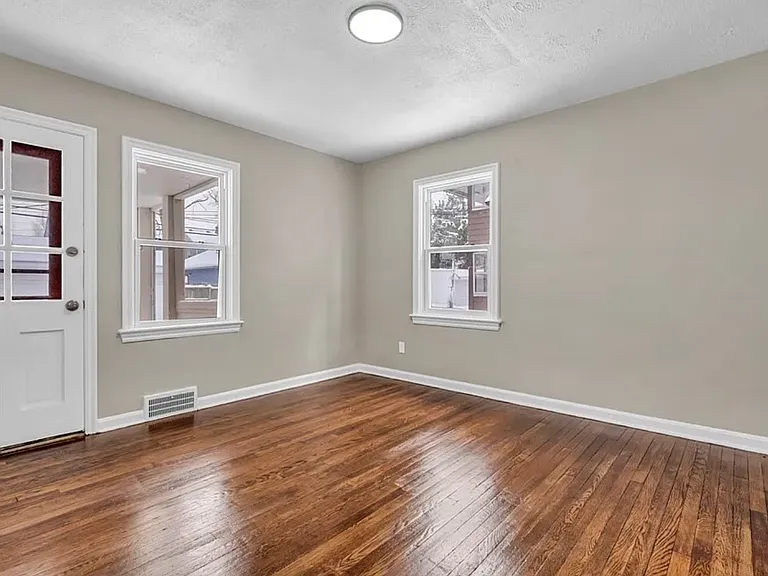 13614 Cedar Rd #1 — Photo 13