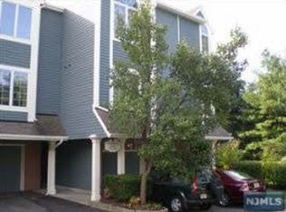 315 Sturbridge Ct, Ramsey, NJ 07446