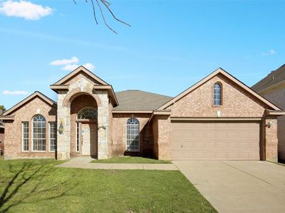 304 Stormydale Ln, Fort Worth, TX, 76140