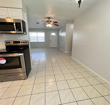 4th image of 2759 Ponce De Leon Blvd