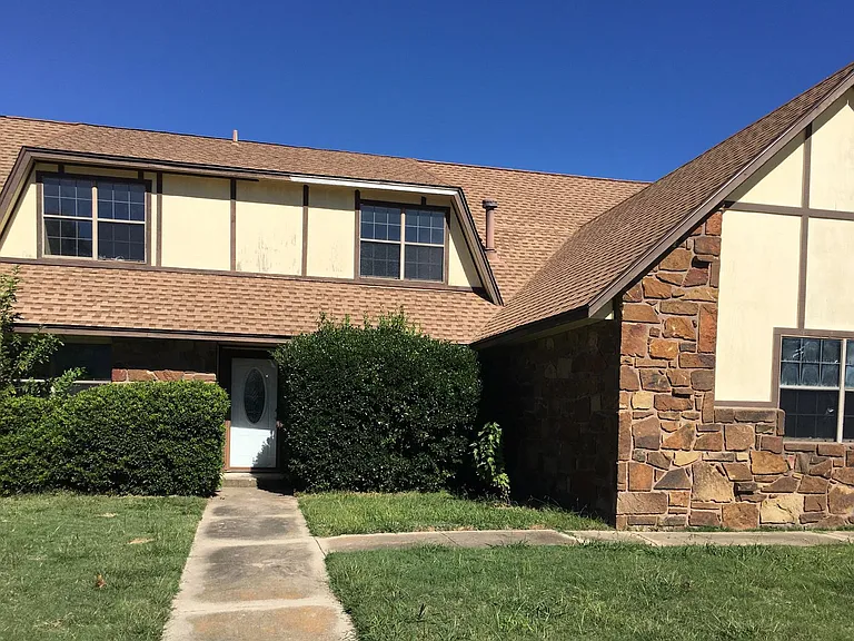 3002 W Washington Pl — Photo 1