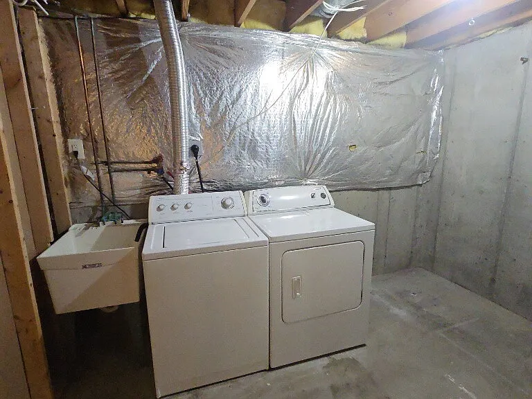 3054 Granny Smith Ln — Photo 38