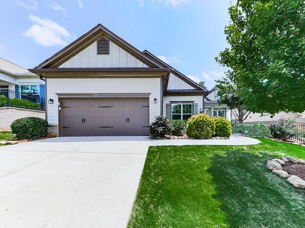 511 Laurel Grv, Canton, GA 30114