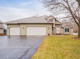 20368 Kensington Way, Lakeville, MN 55044