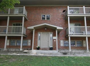 333 S Lewis St APT 2, Springfield, IL 62704