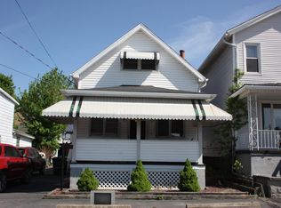 106 E Elm St, Dunmore, PA 18512