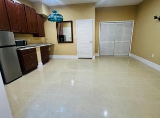 16064 SW 99th Ln, Miami, FL 33196