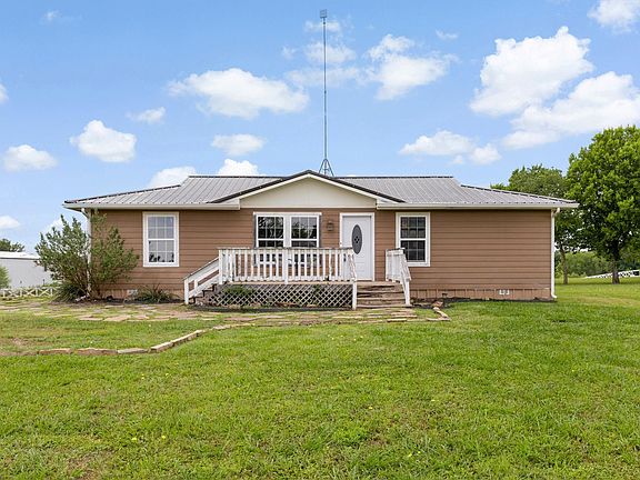 4th image of 5732 Emilia Way