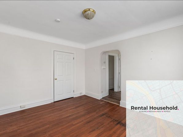 14800 E Vernor Hwy #9