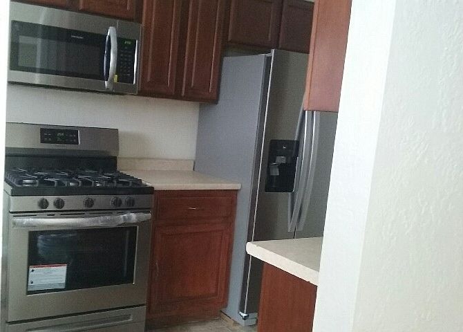 1st image of 1001 Jackson Ave