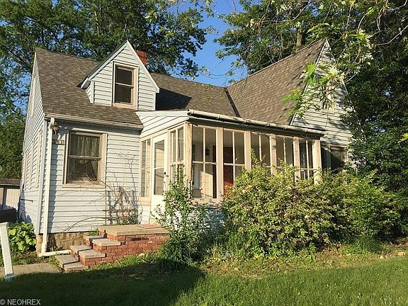 2nd image of 381 E 332nd St