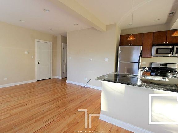 5th image of 1634 W Grace St #38081
