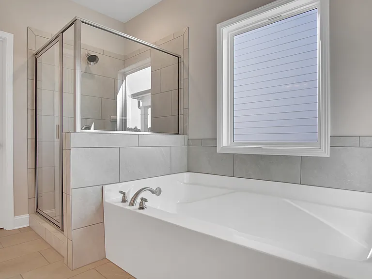 5157 Parkwood Dr — Photo 20