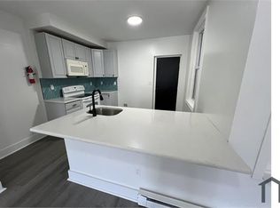 1110 W 7th St, Chester, PA 19013