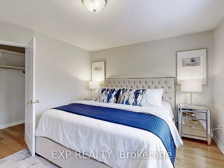 8 Hacienda Dr — Photo 18