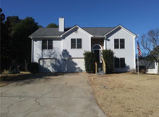420 Waverly Point Dr, Grayson, GA 30017