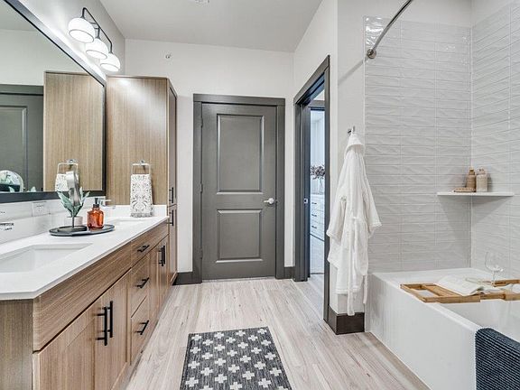 5th image of 2811 S Cooper St #2333