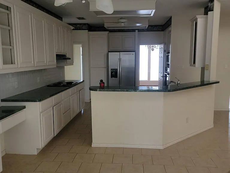 4530 Oso Pkwy — Photo 22