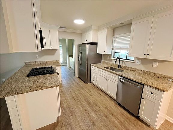 5th image of 510 Pine St