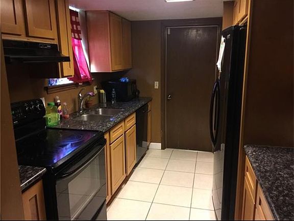 5th image of 428 Holmes Blvd