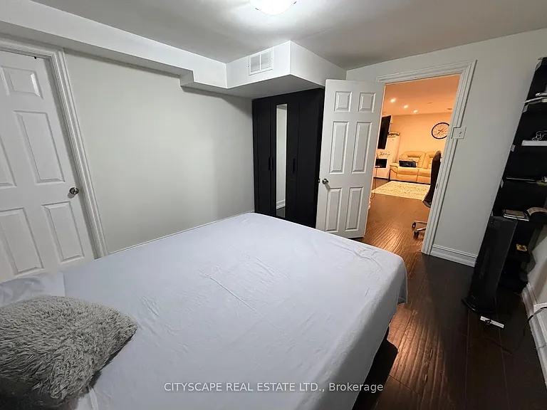 3346 Chokecherry Cres — Photo 29