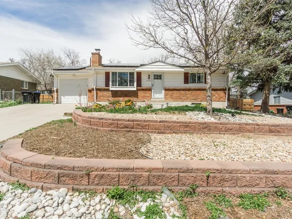 6739 W 70th Ave, Arvada, CO 80003