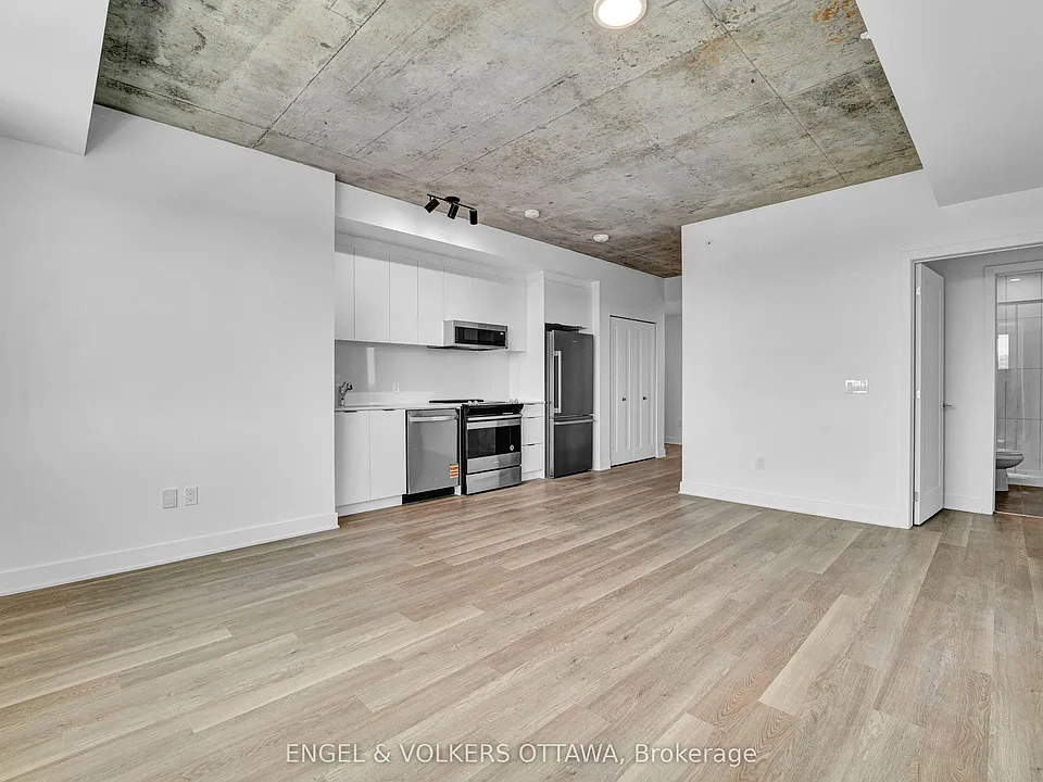 1655 Carling Ave #B1109