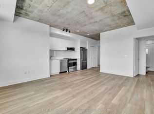 1655 Carling Ave #B1109, Ottawa, ON K2A 1C4