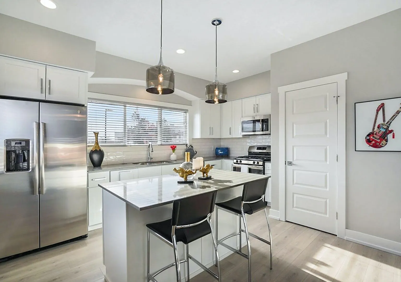 Downtown Muskegon Townhome — Photo 4