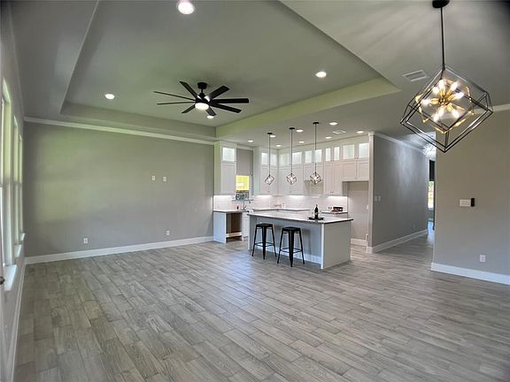 2nd image of 4139 Palacios Ave
