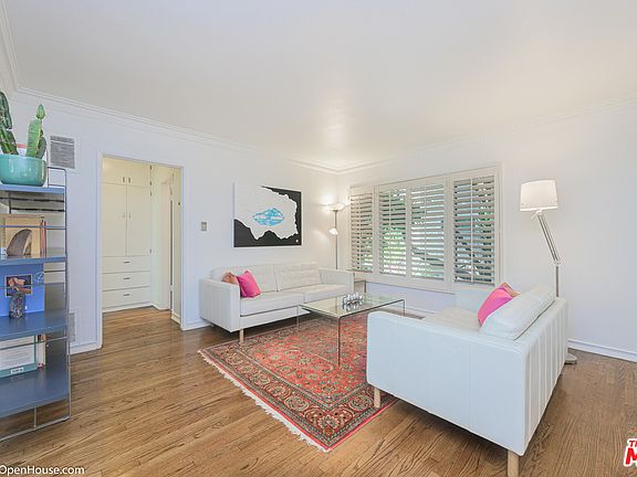 4th image of 1330 N Crescent Heights Blvd APT 6