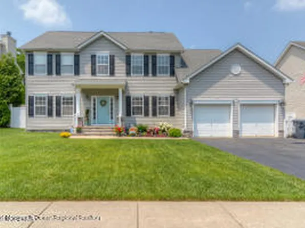 1611 Patriot Avenue, Brick, NJ 08724