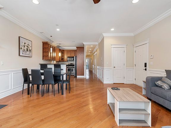 5th image of 5062 N Kimball Ave #1