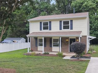 4013 Oak Ridge Dr, Winston Salem, NC 27105