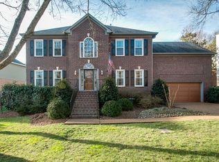 8452 Indian Hills Dr, Nashville, TN 37221