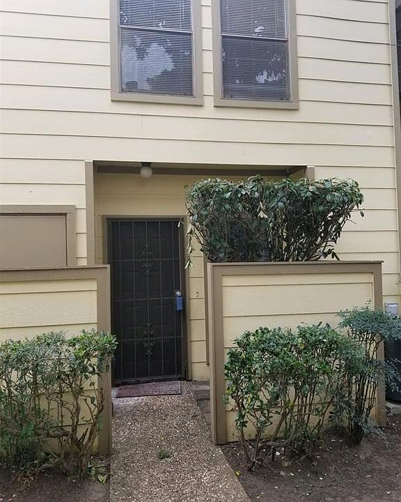 1st image of 8299 Cambridge St APT 303