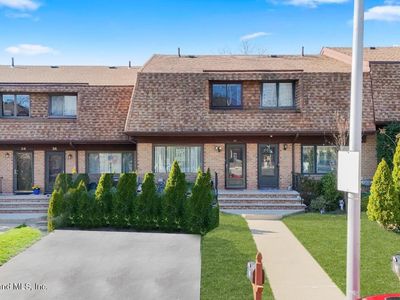 40 Amy Ct, Staten Island, NY, 10314