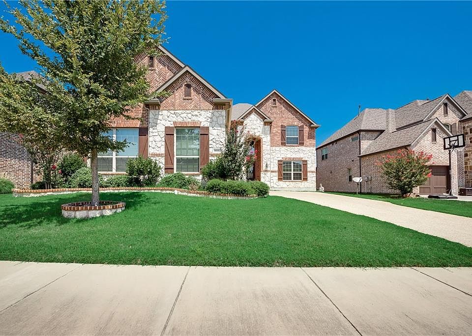1st image of 14892 Overland Park Ln