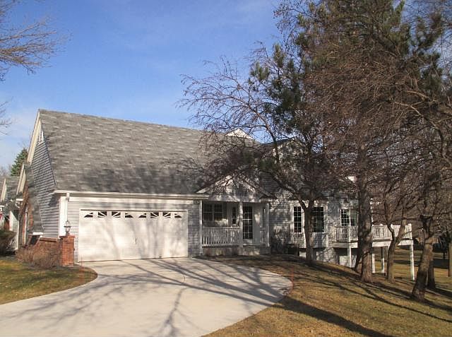 1st image of 4238 Pond View Dr
