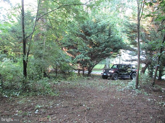 2nd image of 1 New Hampshire Ave