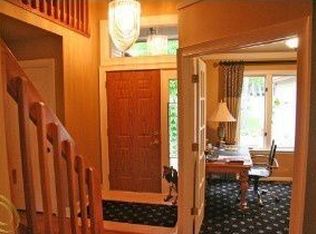 1040 White Oak Dr, Ortonville, MI 48462