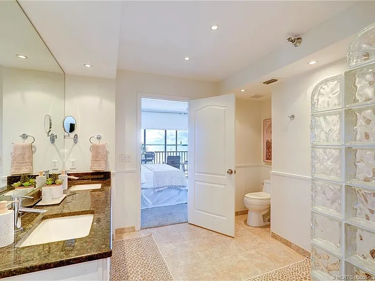 184 NE Edgewater Dr #1206 — Photo 37
