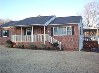 15407 Hanover St, Chester, VA 23836