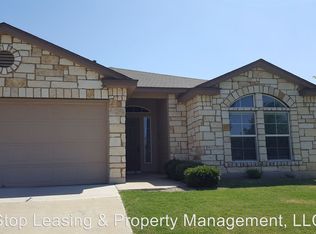 298 Summer Dr, Kyle, TX 78640