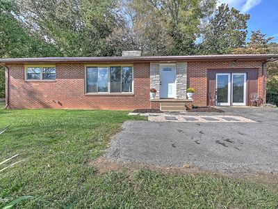 1204 W Carters Valley Rd, Kingsport, TN, 37660