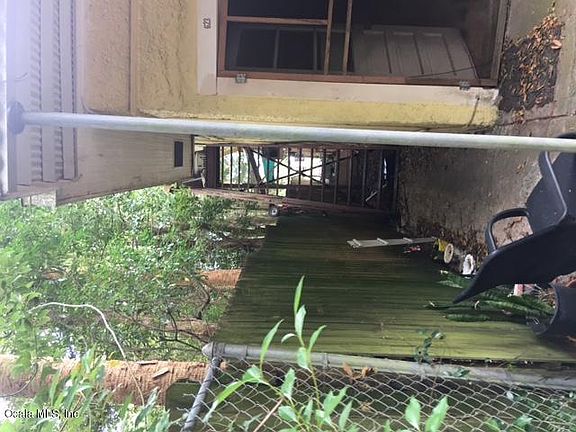 3rd image of 619 SE Wenona Ave