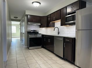 9232 Jill Ln, Schiller Park, IL 60176
