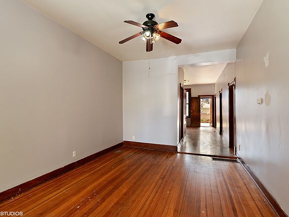3rd image of 2633 W Potomac Ave #1