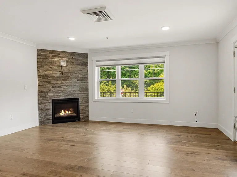 150 Route 1 Byp #101 — Photo 12